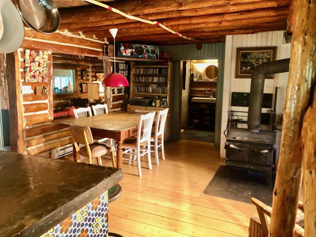 Chalet En Bois Rond Mauricie Saint-Alexis-des-Monts Extérieur photo