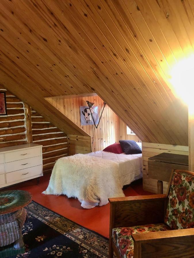 Chalet En Bois Rond Mauricie Saint-Alexis-des-Monts Extérieur photo