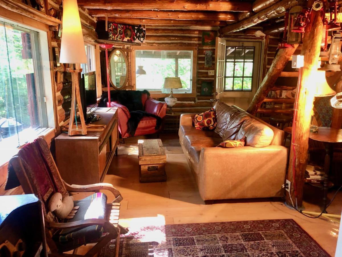 Chalet En Bois Rond Mauricie Saint-Alexis-des-Monts Extérieur photo